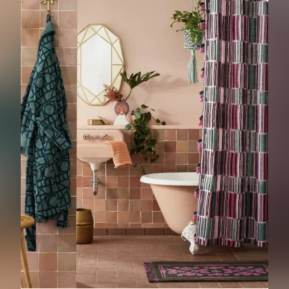 Opalhouse designed w Jungalow tassel trim pink purple shower curtain - Picture 1 of 4